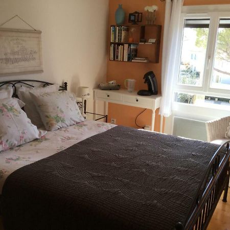 Bed and Breakfast Les Secrets Du Mistral Valensole Esterno foto
